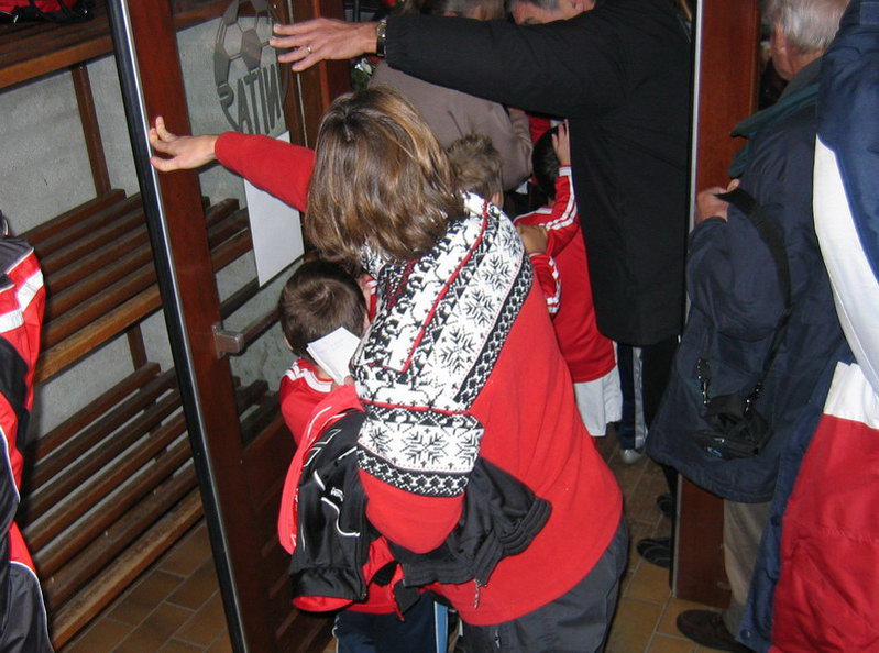 Me mogen officieel binnenkomen!