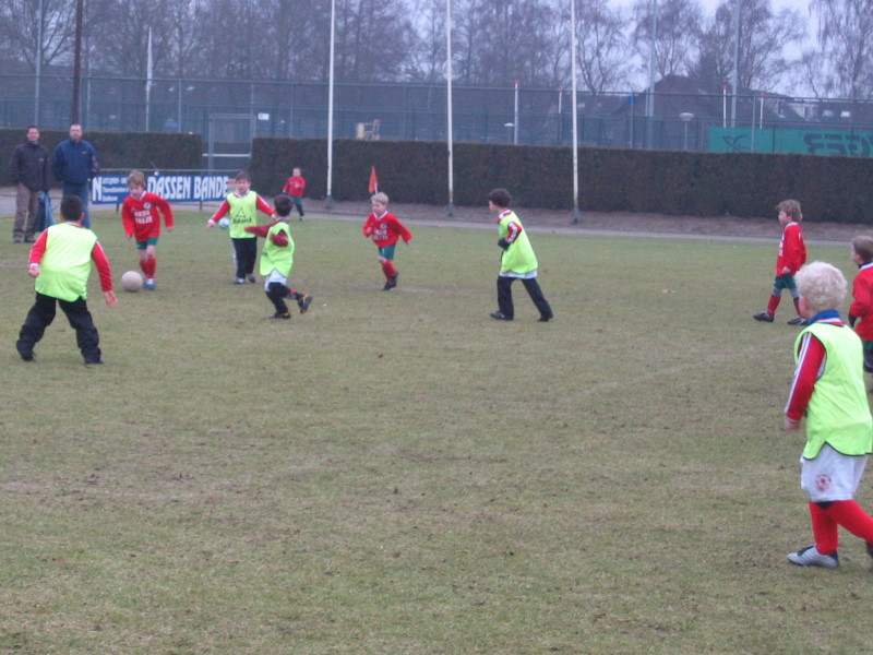 We voetbalden allemaal goed mee tegen Heeze....